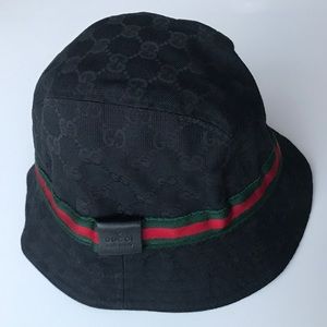 SOLD❌ GUCCI LimitedEd. Hat GG canvas leather patch